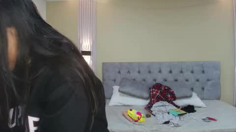 L I A M O N R O E online show from 14, 9, 2025