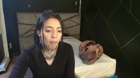 L I A M O N R O E online show from 27, 11, 2025