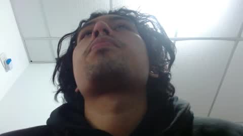 Snapshot of liamrides chatting on 29, 9, 2025 liamrides online show from 29, 9, 2025