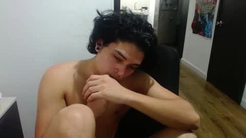 Snapshot of liamrides chatting on 3, 10, 2025 liamrides online show from 3, 10, 2025