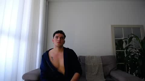  LIAM SURRENDER  online show from 24, 4, 2026