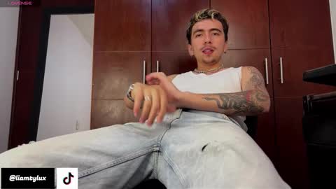 Liam online show from 17, 10, 2025