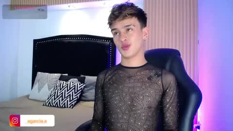 liam online show from 21, 4, 2026