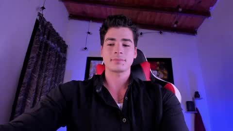 liamwyatt_ online show from 3, 12, 2024