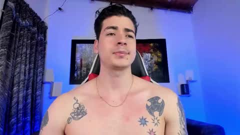liamwyatt_ online show from 23, 10, 2025