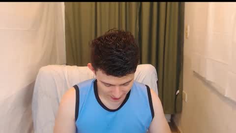 lian_eathan online show from 25, 11, 2025