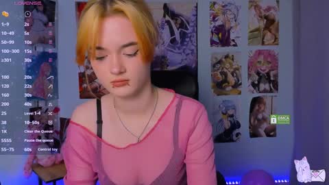 Snapshot of liana_kisses chatting on 5, 2, 2025 Little Liana online show from 5, 2, 2025