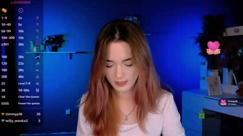 Snapshot of liana_kisses chatting on 9, 10, 2025 Little Liana online show from 9, 10, 2025