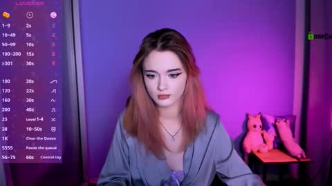 Snapshot of liana_kisses chatting on 17, 10, 2025 Little Liana online show from 17, 10, 2025