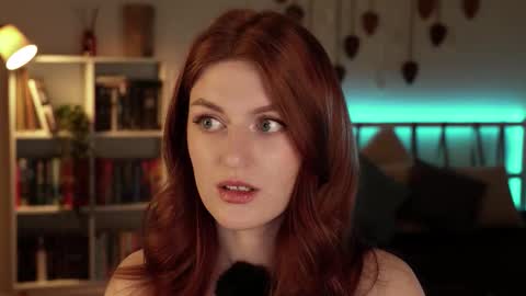 Snapshot of lianna_bm chatting on 6, 3, 2026 Lianna online show from 6, 3, 2026