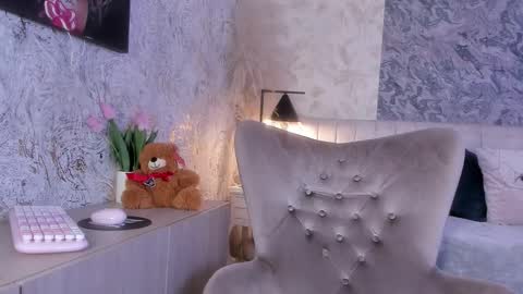 Lian online show from 15, 11, 2025