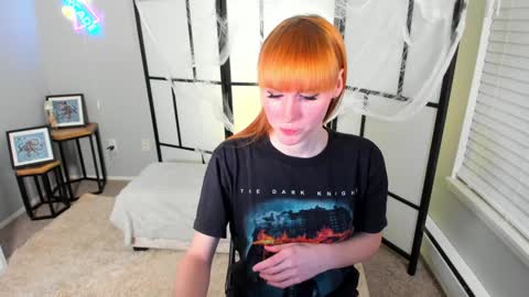 Snapshot of liannalawson chatting on 8, 1, 2025 Lianna Lawson online show from 8, 1, 2025