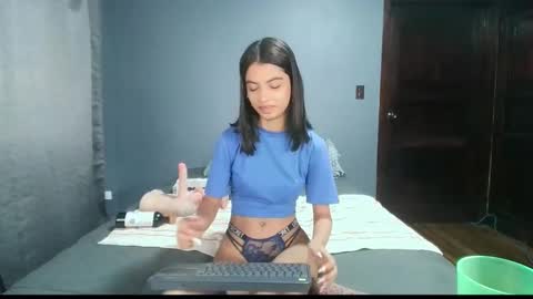 Snapshot of liaortiz69 chatting on 24, 1, 2025 LiaOrtiz online show from 24, 1, 2025