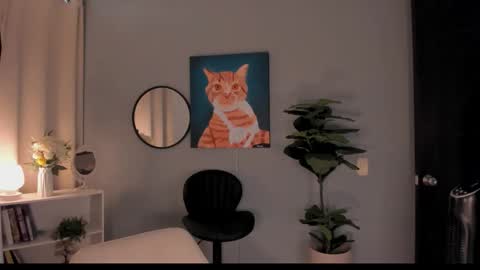 Snapshot of liapearce chatting on 24, 11, 2025 Lia online show from 24, 11, 2025