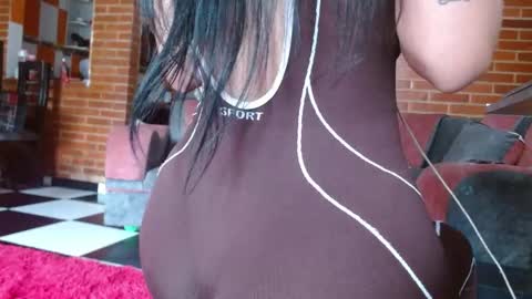 Snapshot of liarouse04 chatting on 8, 5, 2026 Liarouse04 online show from 8, 5, 2026