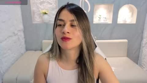 Online 800 to 1400 online show from 4, 12, 2025