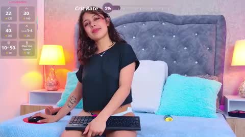 Snapshot of liateylor chatting on 30, 10, 2025 Lia online show from 30, 10, 2025