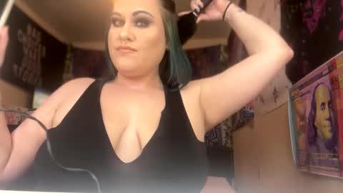 AllieAustyn online show from 4, 12, 2024