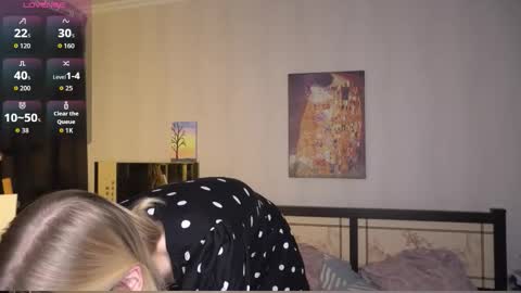 Ann online show from 6, 11, 2025