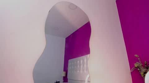 lievelinng online show from 10, 9, 2025