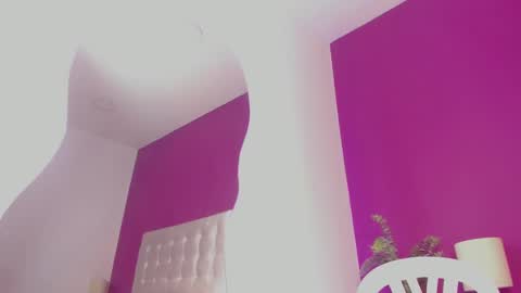 lievelinng online show from 25, 9, 2025