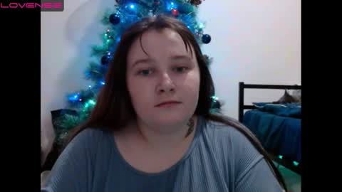 light_lunaa online show from 4, 1, 2025