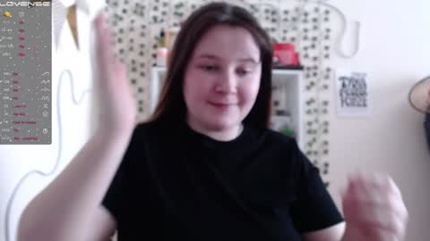 light_lunaa online show from 4, 2, 2025