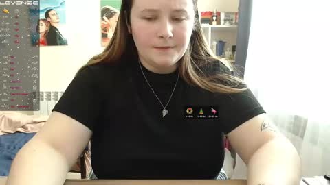 light_lunaa online show from 20, 2, 2025