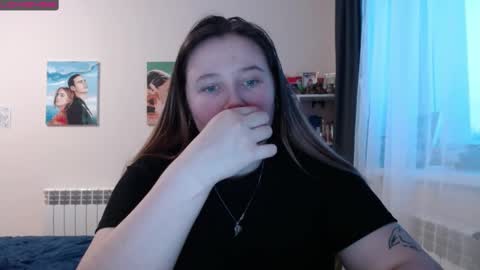 light_lunaa online show from 3, 3, 2025