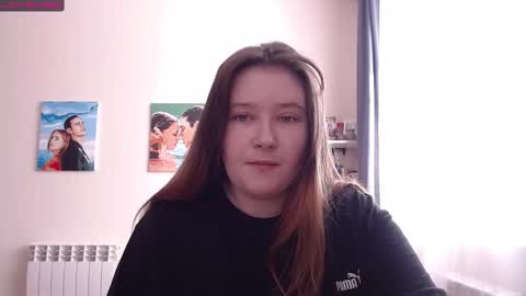 light_lunaa online show from 8, 3, 2025