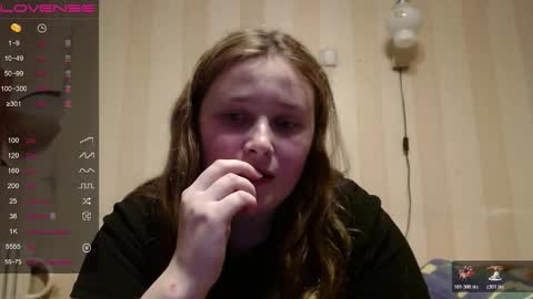 light_lunaa online show from 6, 2, 2026