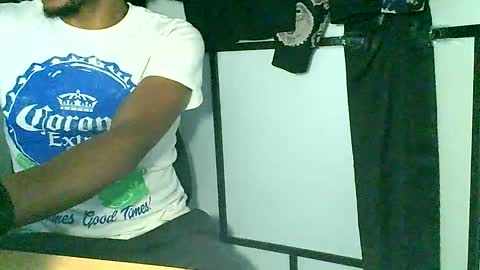 Snapshot of lightscamerawatchme chatting on 26, 10, 2025 lightscamerawatchme online show from 26, 10, 2025