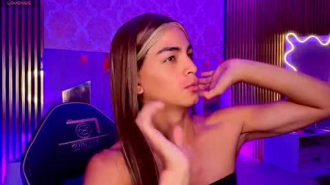 LIHIAN online show from 14, 4, 2026