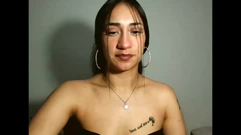 Snapshot of liia__strong chatting on 5, 10, 2025 LIIA online show from 5, 10, 2025