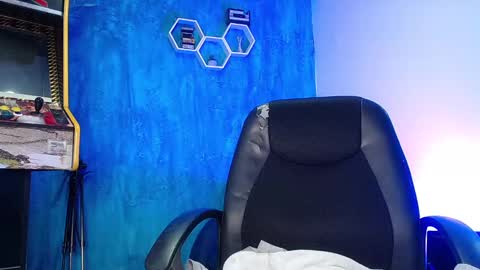 Daniel online show from 12, 1, 2025