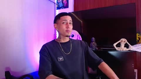 Daniel online show from 4, 12, 2025