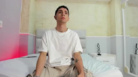 Snapshot of liiamhudson_ chatting on 3, 2, 2025 L I I A M online show from 3, 2, 2025