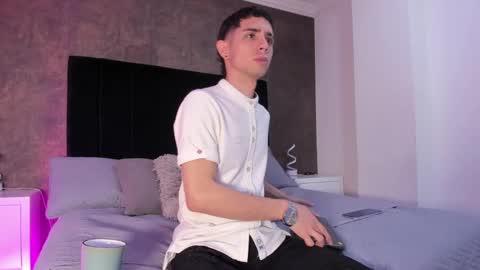 Snapshot of liiamhudson_ chatting on 14, 2, 2025 L I I A M online show from 14, 2, 2025