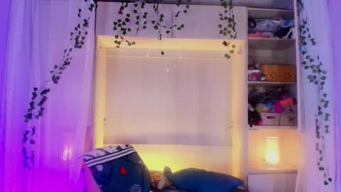 Snapshot of liiavega chatting on 13, 9, 2025 online show from 13, 9, 2025