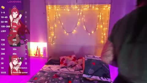 Snapshot of liiavega chatting on 30, 9, 2025 online show from 30, 9, 2025
