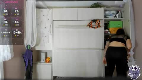 Snapshot of liiavega chatting on 11, 10, 2025 online show from 11, 10, 2025