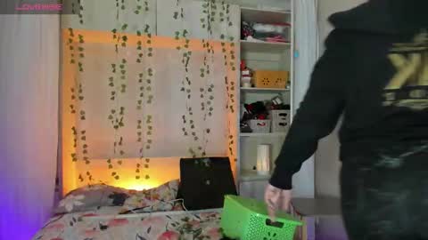         online show from 18, 3, 2026