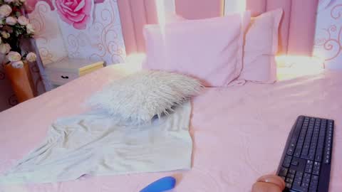 Snapshot of liily_hot chatting on 11, 1, 2025 LIILY online show from 11, 1, 2025