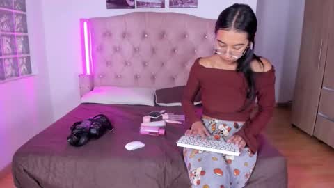 Valery  online show from 3, 2, 2026