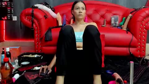 Snapshot of liittledollyx chatting on 18, 2, 2026 Nini - online show from 18, 2, 2026