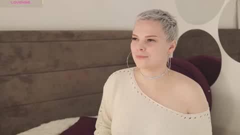 likaaberry online show from 2, 10, 2025