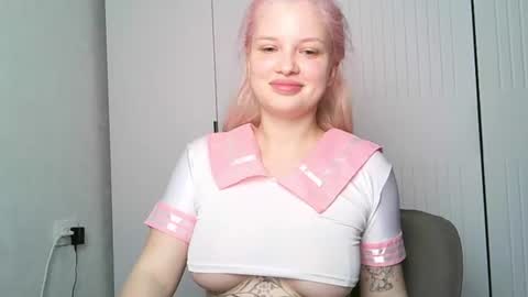 Snapshot of like_sun chatting on 15, 6, 2026 Call me Anna online show from 15, 6, 2026