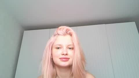 Snapshot of like_sun chatting on 25, 6, 2026 Call me Anna online show from 25, 6, 2026