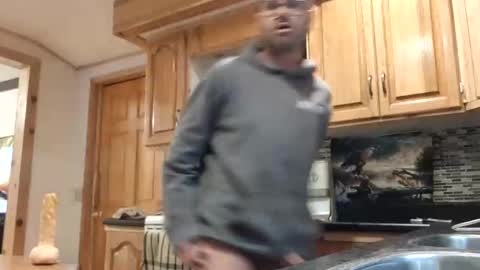 St pierre online show from 22, 10, 2025