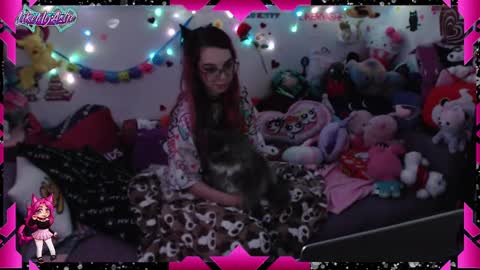 Snapshot of likemyashe chatting on 14, 1, 2025 LikeMyAshe online show from 14, 1, 2025